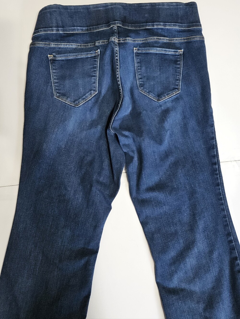 Womens Old Navy Boot-Cut Stretch Blue Denim Jeans Size 22 Pull On - Picture 3 of 7